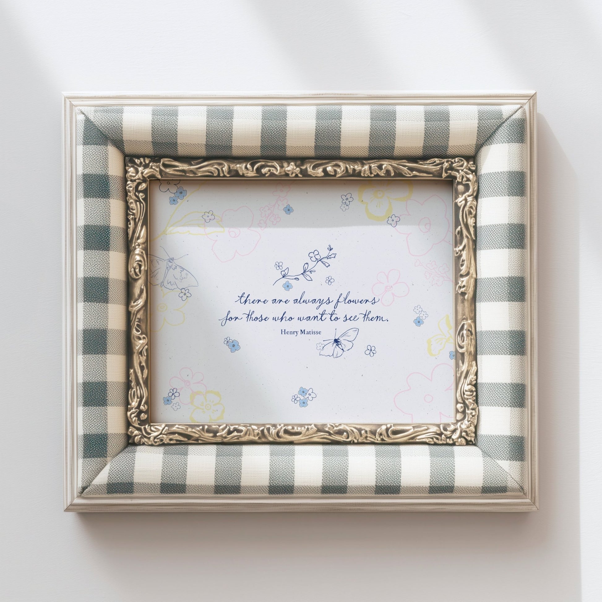 Daisy Blue - The Quirky Blooms